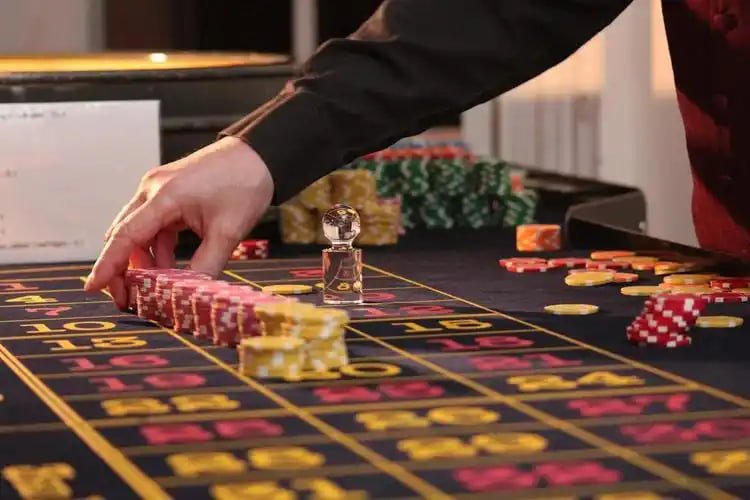 Antarmuka permainan Bingo interaktif di cantiktoto